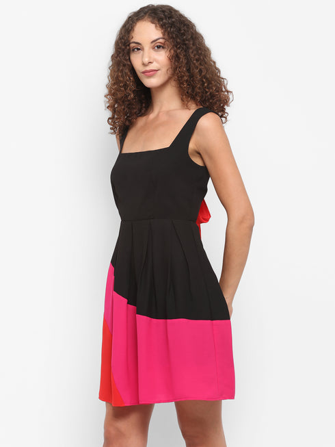 COLORBLOCK BACK-TIE MINI DRESS